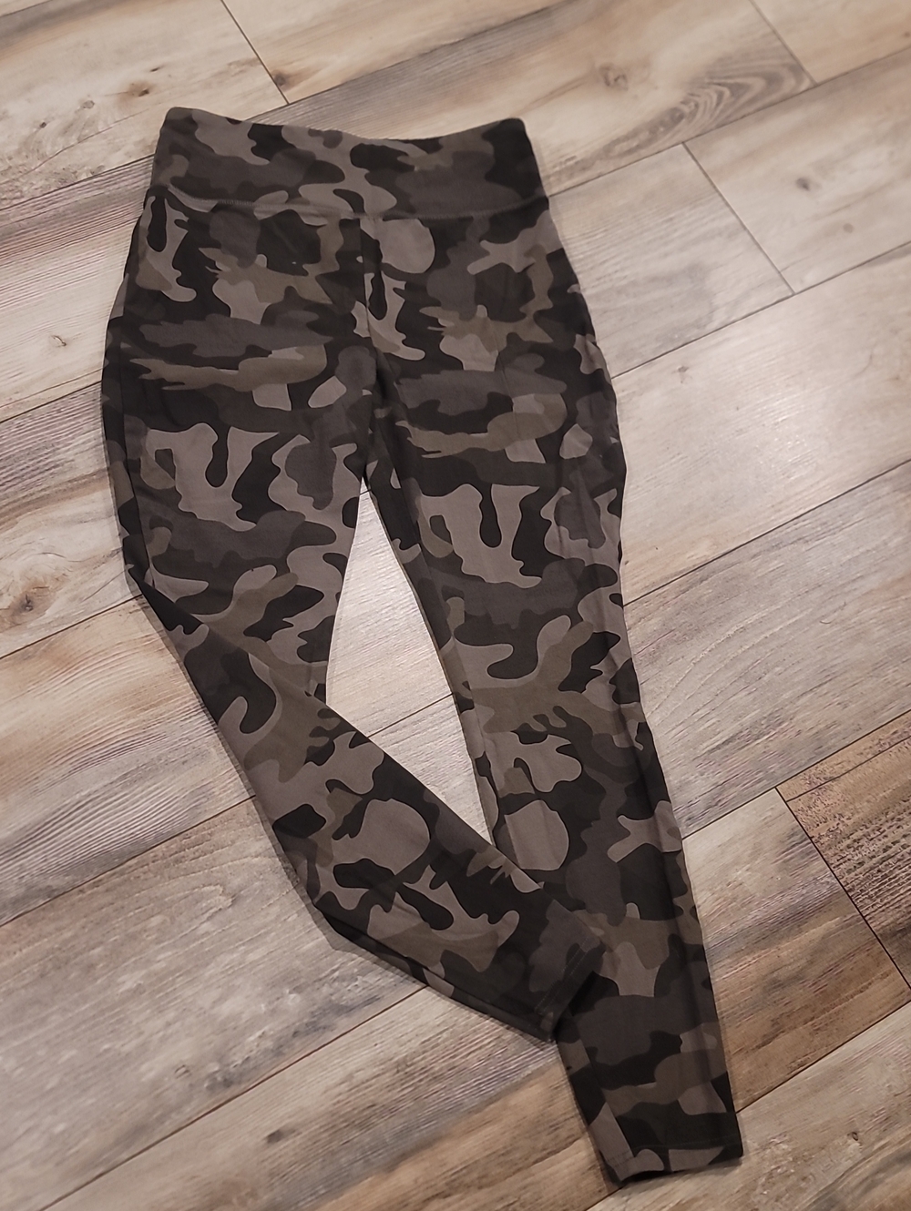 Cute Camo Leggings